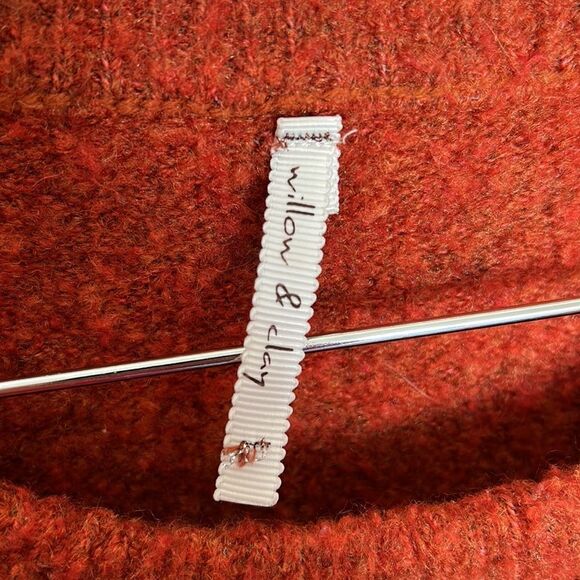 Women's Willow & Clay Cozy Crewneck Sweater Size M - Picture 3 of 4